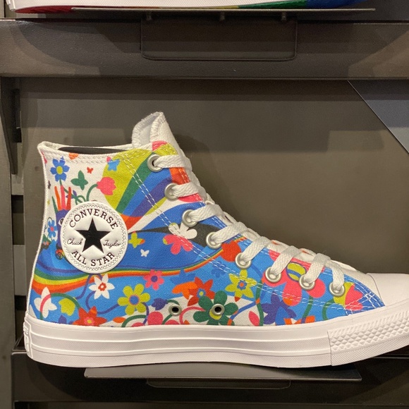 New 2021 Converse Chuck Taylor All Star Hi Pride - Picture 4 of 6